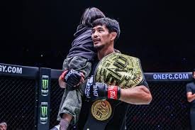 解析布莱斯哈珀从天选之子到费城领袖的蜕变之路